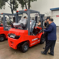 CHINE JAC 1.5ton 2 tonnes 3.5t 3m Chariot élévateur hydraulique à contrepoids de camion électrique à quatre roues avec mât sans conteneur à vendre