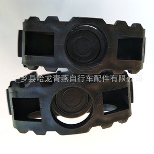 Pédales de vélo de montagne en plastique noir avec roulement à billes, axe en acier antidérapant - Product Image 3