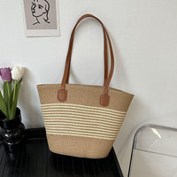 Grand sac fourre-tout en polyester à rayures pour l'été, sac à main en paille pour femme, sac à bandoulière en paille avec poignée, poignée en PU écologique