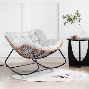 Rattan Sallanan Şezlong - Oturma Odası İçin Ev Mobilyası Minimalist Tasarım Antik Görünüm - Product Image 1