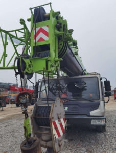 رافعة شاحنة مستعملة لجميع التضاريس بحمولة 55 طنًا مع قطع غيار لشركة ZOOMLION - Product Image 6