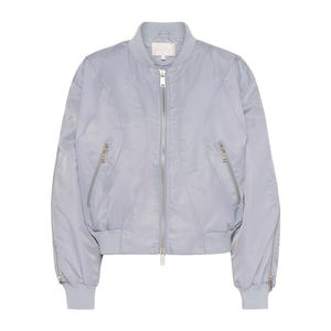 Veste pour femme au style charmant, conçue pour un style tendance, silhouette élégante et superposition pratique pour les tenues quotidiennes - Product Image 3