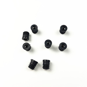 Cache-<span class=keywords><strong>tube</strong></span> avec écrou fileté / Bouchons de <span class=keywords><strong>tube</strong></span> en plastique / <span class=keywords><strong>Bouchon</strong></span> <span class=keywords><strong>rond</strong></span> en plastique noir <span class=keywords><strong>pour</strong></span> pieds de meubles en <span class=keywords><strong>acier</strong></span> - Product Image 3
