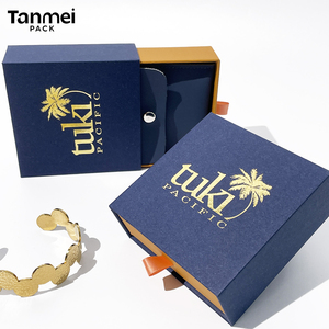 Caja de Joyería Azul Marino con Logotipo Personalizado para Anillos, Aretes, Pulseras, Colgantes y Collares - Product Image 6
