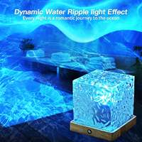 Lampe de douche LED rechargeable avec lumière nocturne, projecteur d'ondes océaniques à 16 couleurs changeantes, CRI 95, lampe étanche à intensité variable avec télécommande