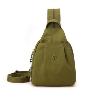 Nueva mochila de lona lavada a la moda para mujer, bolso de pecho ligero y sencillo, bolso de viaje versátil para primavera, bolso de viaje de 10-25L - Product Image 6