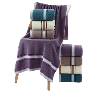 Set di asciugamani in cotone a righe <span class=keywords><strong>asciugamano</strong></span> <span class=keywords><strong>da</strong></span> <span class=keywords><strong>bagno</strong></span> <span class=keywords><strong>grande</strong></span> e spesso asciugamani <span class=keywords><strong>da</strong></span> <span class=keywords><strong>bagno</strong></span> per adulti - Product Image 3