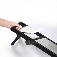 Mandoline manuelle réglable en acier inoxydable pour légumes, trancheuse et hachoir avec système de sécurité et support