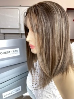 Produit phare : Perruque en cheveux humains Remy avec dessus en dentelle, super légère, réaliste, avec raie naturelle, pour femmes blanches, fournisseur pour salons