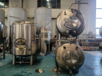 Nouvelle conception de réservoir à bière Unitank, réservoir horizontal de 10 000 L, équipement de fermentation de bière pour brasserie