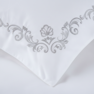 Juego de Funda Nórdica de Algodón Personalizada para Hotel, con Logotipo Bordado de Lujo, 300 Hilos, Ecológica, Transpirable, para Todas las Estaciones - Product Image 1