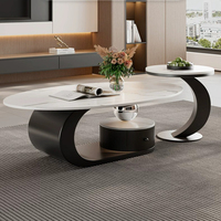 Ensemble de tables basses gigognes modernes en pierre, plateau en pierre frittée à grain minéral blanc-gris, table de rangement incurvée en métal noir pour appartement