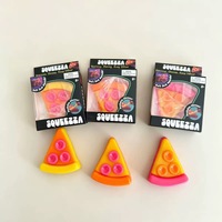 Schylling Nee Nice Cube Sensory Nice-Sicle, cube sensoriel anti-stress, anti-anxiété, objet à presser pour la concentration et les personnes atteintes de TDAH, en peluche