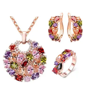 Satu Set Perhiasan Modis Perhiasan Berlian Pernikahan Eropa Desain Baru Tempat Kustom Grosir 2021