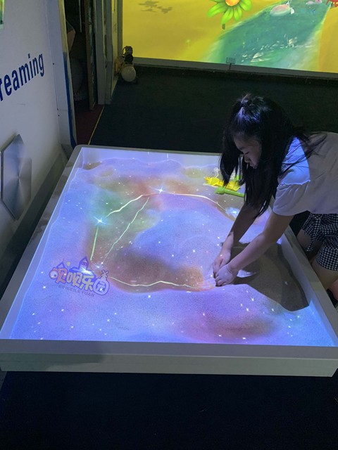 Custom AR Interactive Sandbox 3D Projection Game Table for Kids for School and Amusement Park Indoor Playgrounds