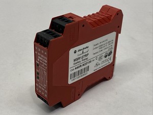 PLC <strong>Allen</strong> <strong>Bradley</strong> MSR127RP Ser C Guardmaster Safety <strong>Relay</strong> 1 Channel 3 Contact 24V Warranty Product - Product Image 1