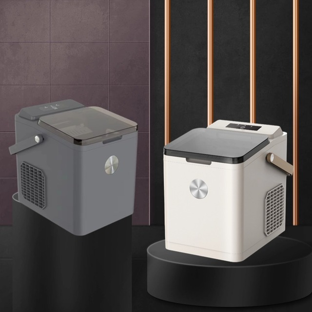 12KG/24H Ice Maker Machine OEM&ODM Manufacturer Small Ice Making Machine Commercial Household Ice Maker With Handle