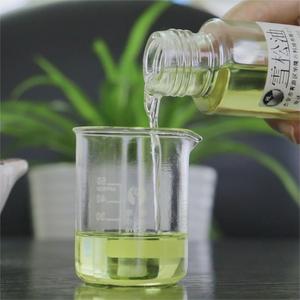 Huile essentielle de bois de cèdre de l'<span class=keywords><strong>Himalaya</strong></span> pour la fabrication de parfums-Extrait de plante de bois de cèdre naturel pur 100%, distillé à la vapeur | OEM 10mL - Product Image 2
