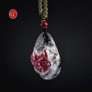 จี้หินคริสตัลซินนาบาร์สีแดงธรรมชาติ สร้อยคอหินดิบทรงเมทริกซ์ ดีไซน์ทันสมัย พร้อมเชือก หินบำบัด ป้องกันภัย เหมาะเป็นของขวัญสำหรับชาวพุทธ - Product Image 3