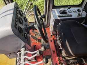 Motoniveladora CAT 140H Usada de Segunda Mano - Auténtica Motoniveladora Caterpillar 140H para Minería y Construcción - Product Image 4