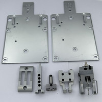 Pièces de pied presseur pneumatique double aiguille en acier Durkopp Adler 0867 pour machines à coudre industrielles, modèle de vêtement 0768 222674 / 0768