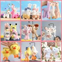Porte-clés en peluche personnalisé en gros, motif dessin animé mignon, mini jouet en peluche, fabrication OEM