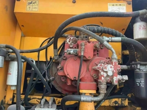 Excavadora de Ruedas Hyundai 210W-7 Fabricada en Corea del Sur, Motor Cummins Usado, Alta Potencia de Excavación, Shanghái, China, 100% Lista para Usar - Product Image 5