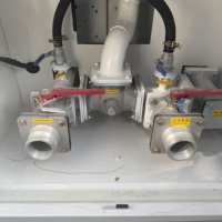 Camión Cisterna de Combustible 4x2 de 15 CBM, Camión Cisterna para Transporte de Petróleo, Camión de Reabastecimiento de Gasolina Diésel Euro 6
