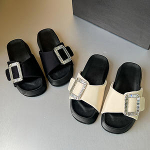 Sandalias Planas de Mujer con Correa en el Tobillo, Estilo Slip-On, para Otoño, Primavera, Verano, Playa, Antideslizantes y Acolchadas - Product Image 3