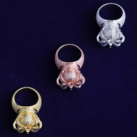 Vollständig mit Zirkonia besetzter Messing-Hip-Hop-Ring mit 3D-Krone, 18 Karat echtvergoldet, breiter Bling-Fingerring für Herren, Partyschmuck