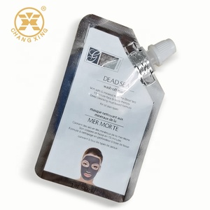 Sachet en plastique liquide cosmétique personnalisé imprimé avec bec verseur et couvercle - Product Image 5