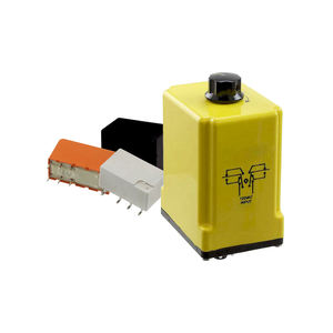 Relais 2903341 à usage général SPDT 10A 24V Spécialement conçu pour les relais de puissance, relais de plus de 2 ampères - Product Image 1