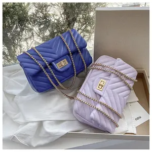 ali mode sac Suppliers-Sacs à main en cuir PU couleur unie pour femmes, portefeuille à bandoulière à la mode, matelassé à chaîne, collection 2021