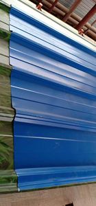 Les panneaux de toit en acier imprimés en couleur ont une plage d'épaisseur de 0.3mm à 2.0mm et sont utilisés pour les applications de toit, de mur et de clôture. - Product Image 2