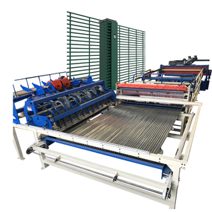 Machine de soudage de grillage anti-escalade PLC 358 entièrement automatique, à petits trous, haute sécurité, pour clôtures anti-intrusion de prisons et aéroports - Product Image 1