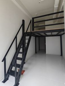 Présentoir de supermarché en métal robuste personnalisé avec LED, support d'affichage TN élégant, étagère autoportante anti-corrosion - Product Image 5