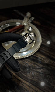 New Materials Integrated Into Traditional Manufacturing Processes Exquisite Appearance Carbon Fiber <b>Mechanical</b> <b>Watch</b> - Product Image 6