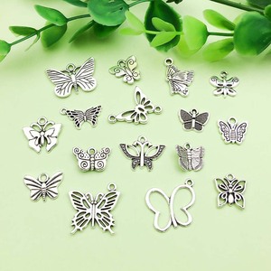 จี้ผีเสื้อโลหะผสมเงินโบราณขนาดกลางสำหรับทำเครื่องประดับ DIY - Product Image 3