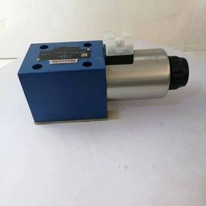 Vannes directionnelles à distributeur Rexroth 4WE 10 D33/CG24N9K4 R900589933 Vannes hydrauliques - Product Image 4