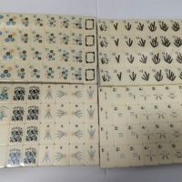 Set Mahjong Amerika Modern 2 Lapis Ubin Transparan dengan Alas Mahjong Bermotif Kotak Grosir Langsung dari Pabrik Hadiah Kustom