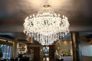Lampe personnalisée pour foyer d'hôtel <span class=keywords><strong>Lustre</strong></span> Maria Theresa <span class=keywords><strong>Lustre</strong></span> Lustres en cristal vintage Suspension 48 lumières <span class=keywords><strong>Chrome</strong></span> - Product Image 5
