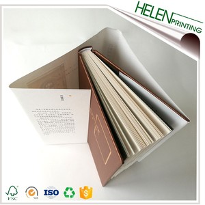 Novela Impresión de libros de tapa dura de lujo en relieve Papel elegante Logotipo personalizado Papel compensado Público objetivo Amantes de los libros Lectores <span class=keywords><strong>Estudiantes</strong></span> - Product Image 5
