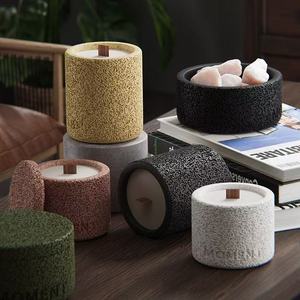 Vente en gros de coupelles à bougies en <span class=keywords><strong>ciment</strong></span> corail vides avec couvercle, pot cylindrique personnalisé avec logo pour la décoration de Noël, bougies parfumées en cire de soja - Product Image 3