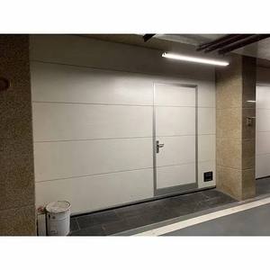 <span class=keywords><strong>Porte</strong></span> de garage <span class=keywords><strong>sectionnelle</strong></span> automatique <span class=keywords><strong>avec</strong></span> <span class=keywords><strong>porte</strong></span> piétonne intégrée pour usage résidentiel - Product Image 1