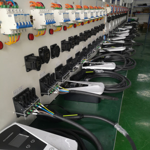 Prix usine 7kw 22kW EV CHARGEUR Certificat CE station <span class=keywords><strong>de</strong></span> charge <span class=keywords><strong>de</strong></span> <span class=keywords><strong>voiture</strong></span> <span class=keywords><strong>électrique</strong></span> 32a <span class=keywords><strong>carte</strong></span> RFID pour BYD dauphin mouette VW ID6 ID4 - Product Image 3