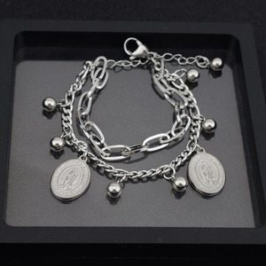 Nuevo Brazalete de Diseño Simple y Popular con Colgante de Cruz de Doble Capa, Chapado en Plata sobre Acero de Titanio, Joyería Moderna para Hombre - Product Image 3