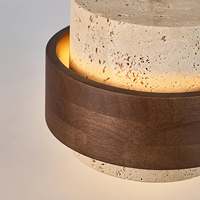 Lampe suspendue Stonova haut de gamme en travertin et bois, design cylindrique, pour cuisine et bar, style moderne et organique, modèle de designer, vente en gros