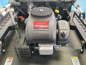 Cortadora de Césped Multifuncional con Control Remoto y Ancho de Corte de 900 mm, Motor de Gasolina Loncin, con Quitanieves - Product Image 3