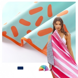 Asciugamano da Spiaggia e Nuoto in Microfibra Personalizzato di Alta Qualità con Stampa Floreale Moderna Estiva Logo Assorbente Senza Sabbia Sublimazione - Product Image 2