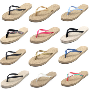 Sandalias de playa coreanas para <span class=keywords><strong>hombre</strong></span>, <span class=keywords><strong>chanclas</strong></span> transpirables, <span class=keywords><strong>chanclas</strong></span> de verano informales de ratán con tiras trenzadas - Product Image 1